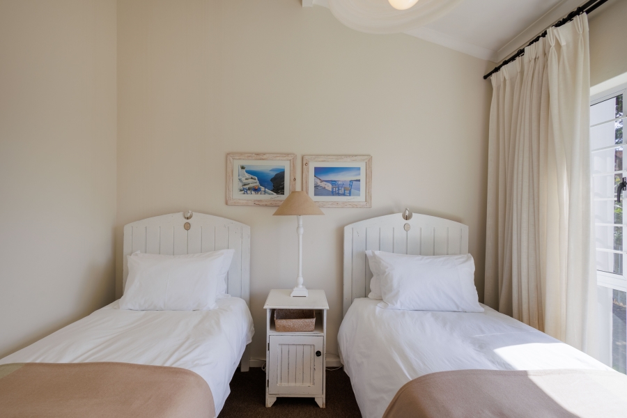 6 Bedroom Property for Sale in Lower Robberg Western Cape